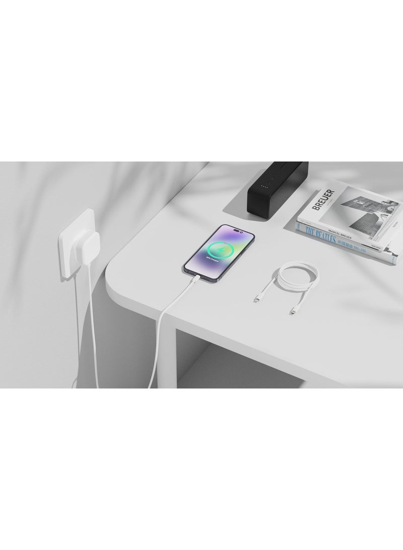 جوس كابل JUICE من USB-C إلى Apple Lightning، مصنوع من مادة TPE قابلة لإعادة التدوير بنسبة 100%، معزز بتقنية الشحن ونقل البيانات، معتمد من MFI للشحن السريع، متوافق مع أحدث الموديلات: iPhone 16، 15، 14، 13، 12، 11 Pro Max، XR، XS، X، 8، SE، وiPad، طوله 1 متر، لونه أبيض. - Image 4